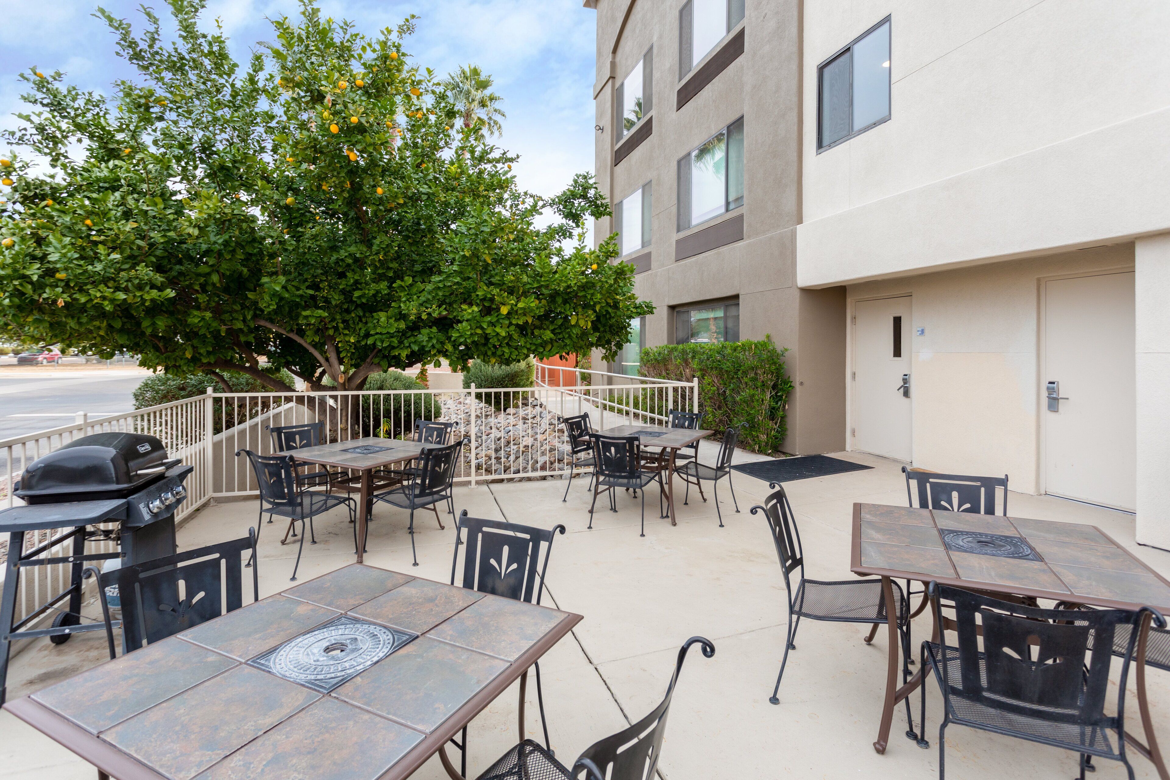 Holiday Inn Express & Suites Marana