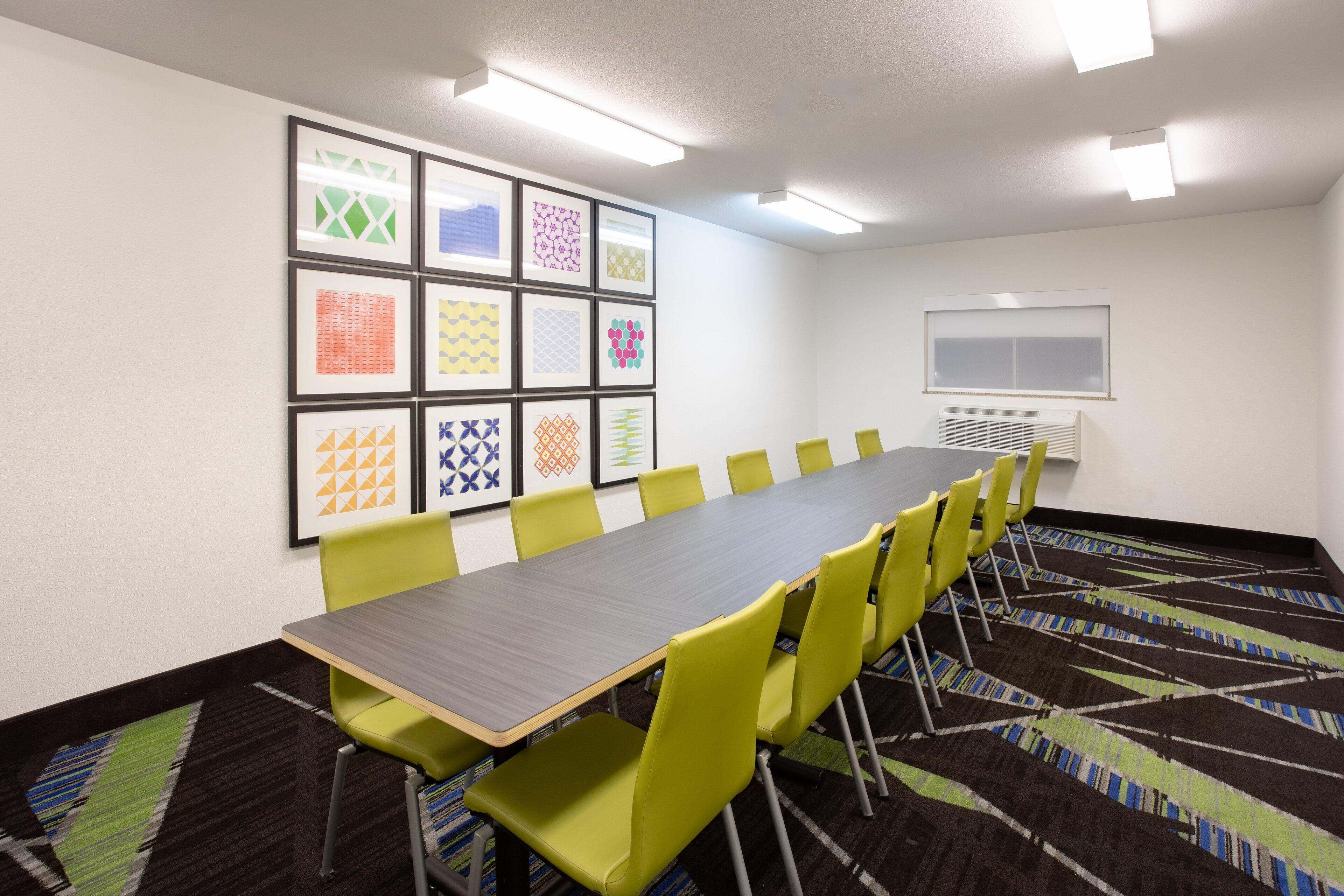 Holiday Inn Express Hotel & Suites Tucson