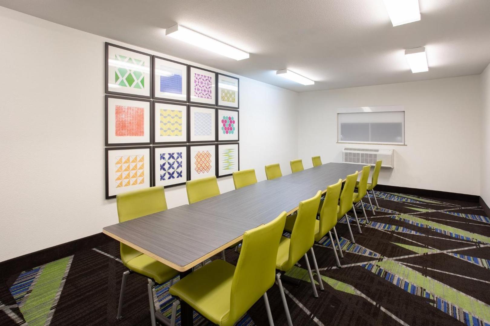 Holiday Inn Express Hotel & Suites Tucson