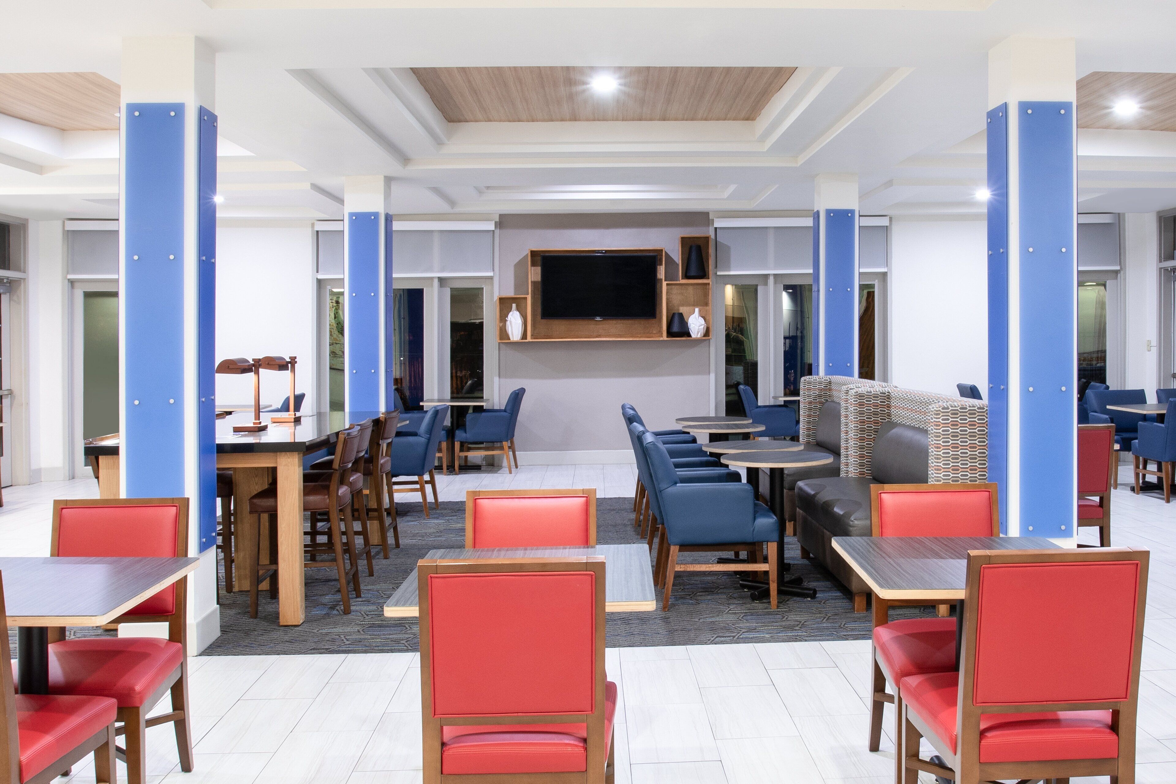 Holiday Inn Express Hotel & Suites Tucson