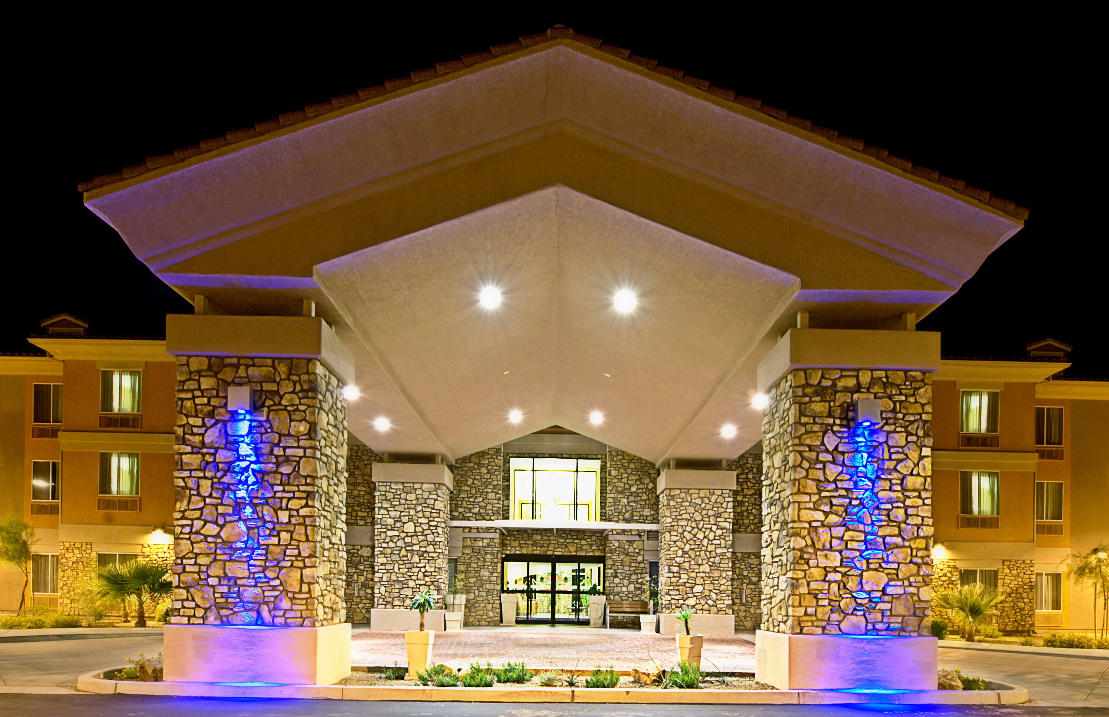 Holiday Inn Express Hotel & Suites Tucson