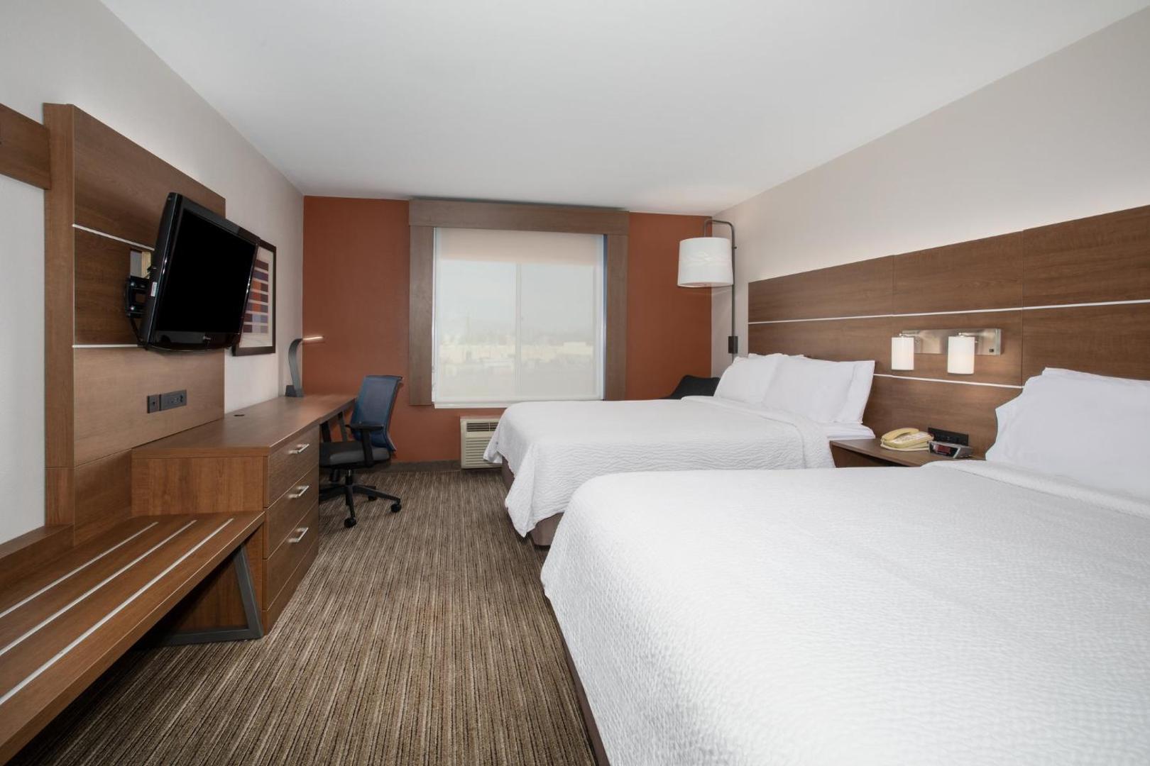 Holiday Inn Express Hotel & Suites Tucson