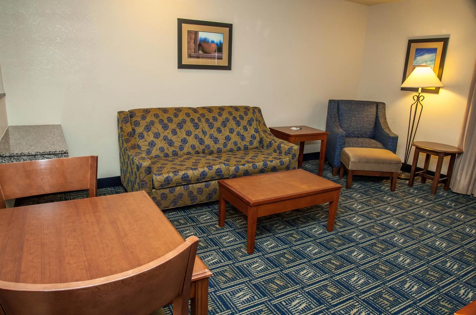 Holiday Inn Express Tucson-Airport