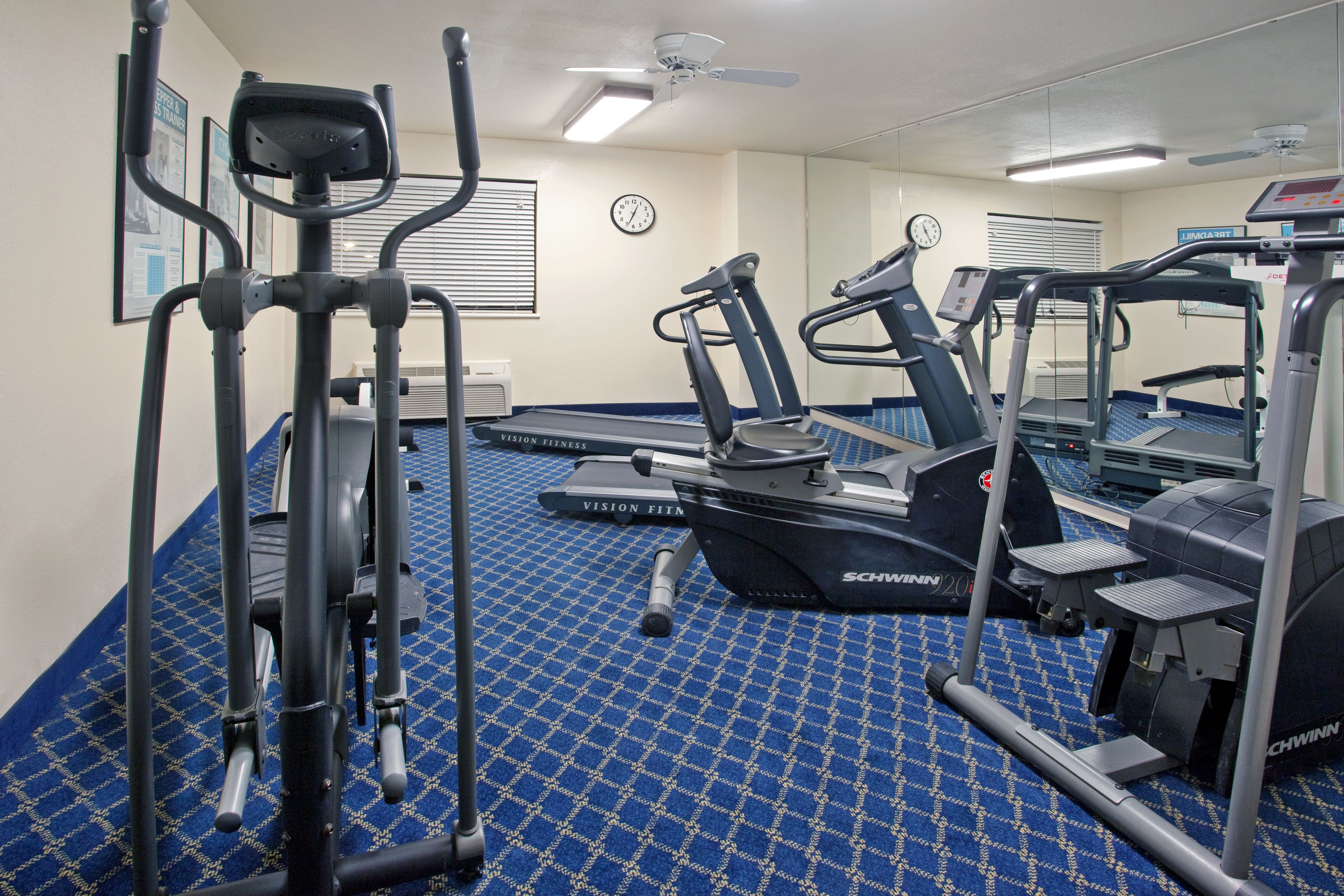 Holiday Inn Express Tucson-Airport