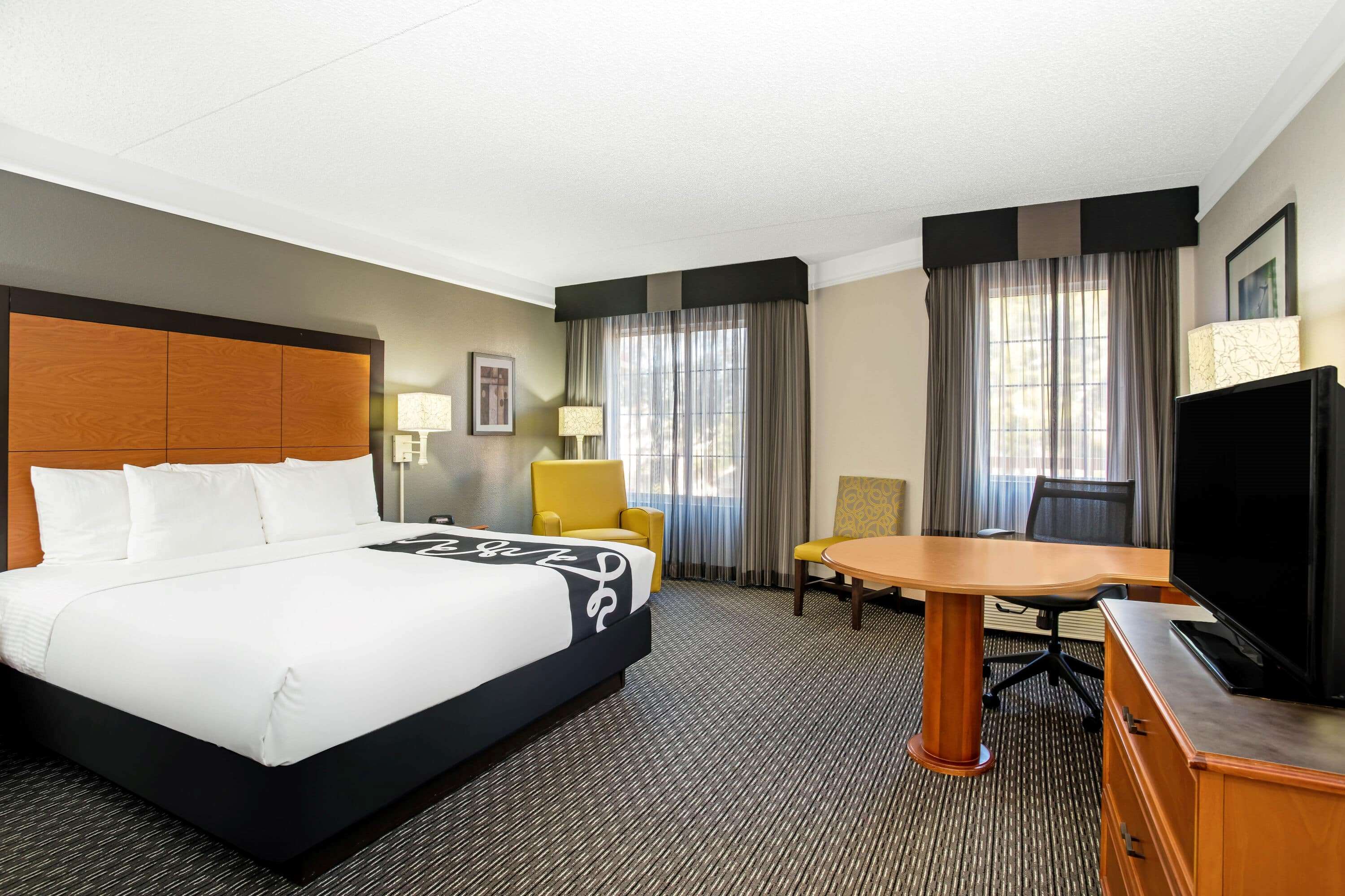 La Quinta Inn & Suites by Wyndham Tucson Airport