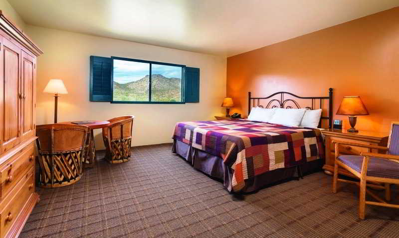 Starr Pass Golf Suites