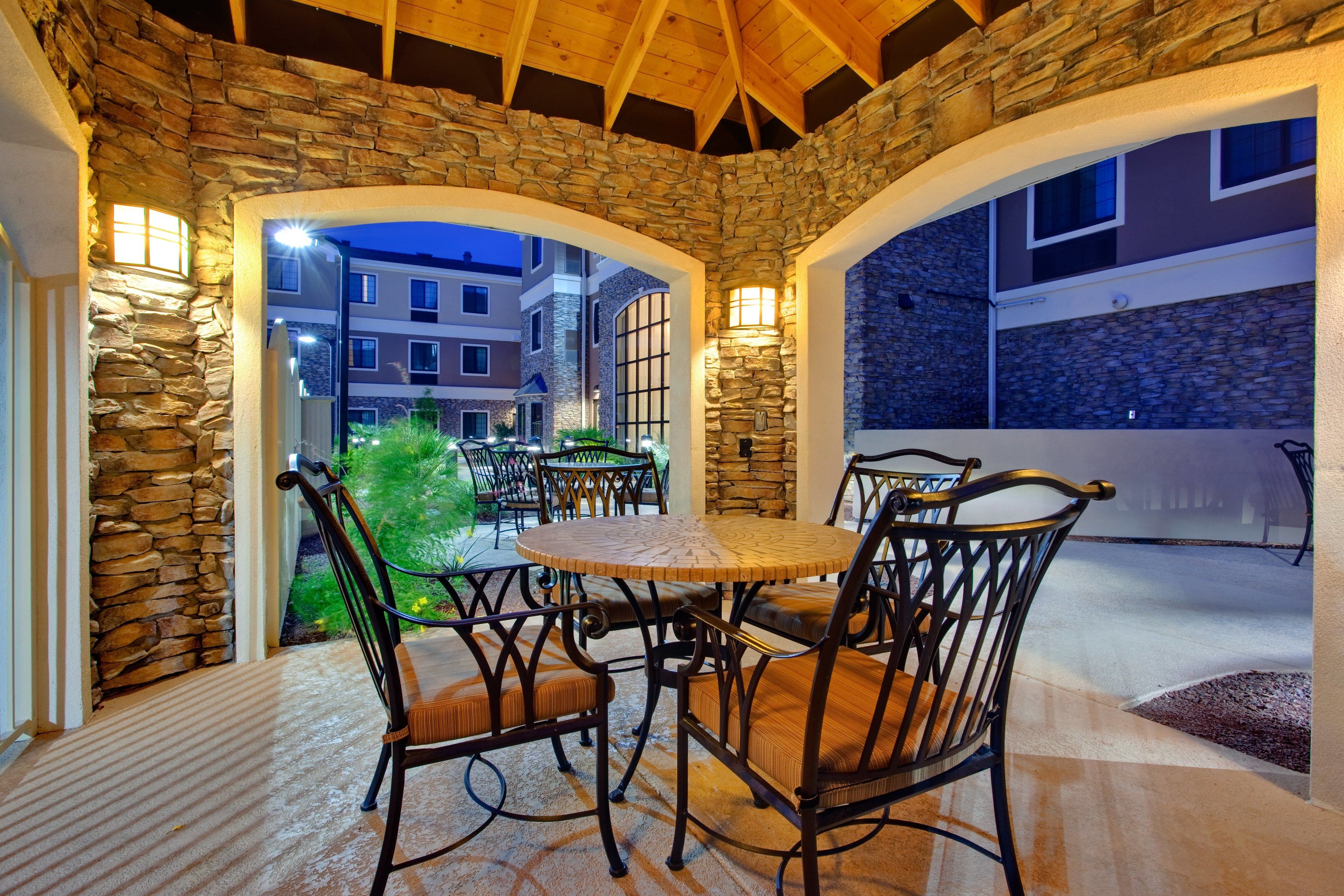 Staybridge Suites Tucson Airport