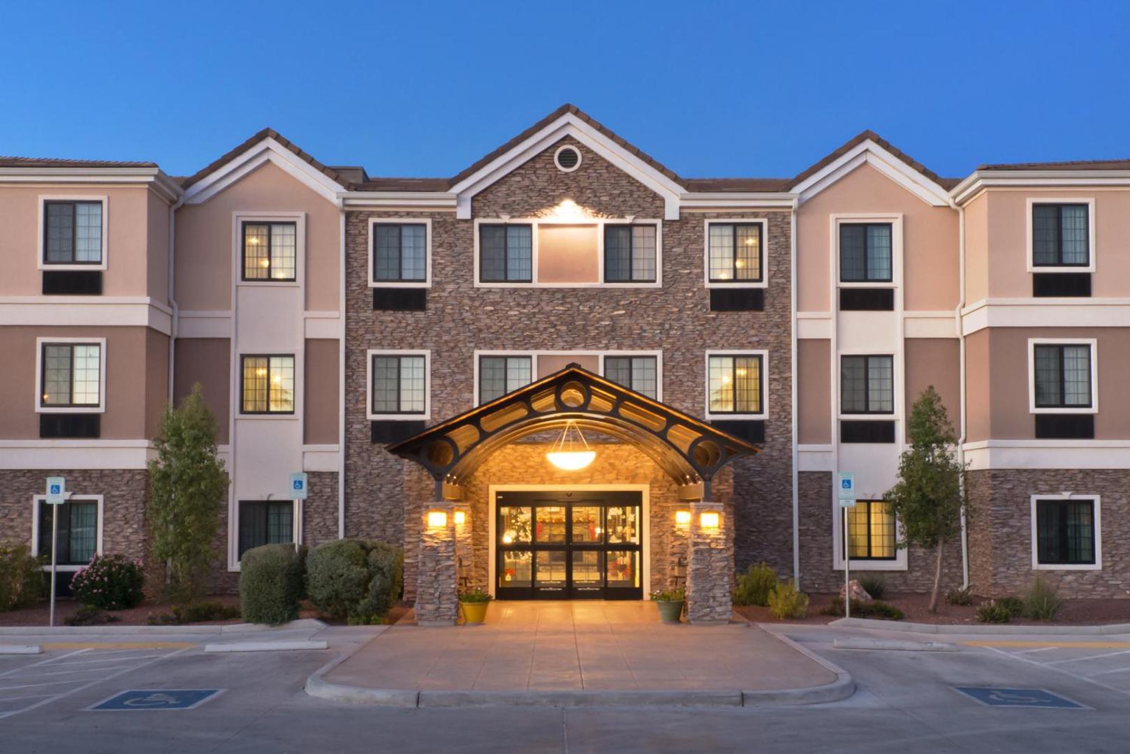 Staybridge Suites Tucson Airport