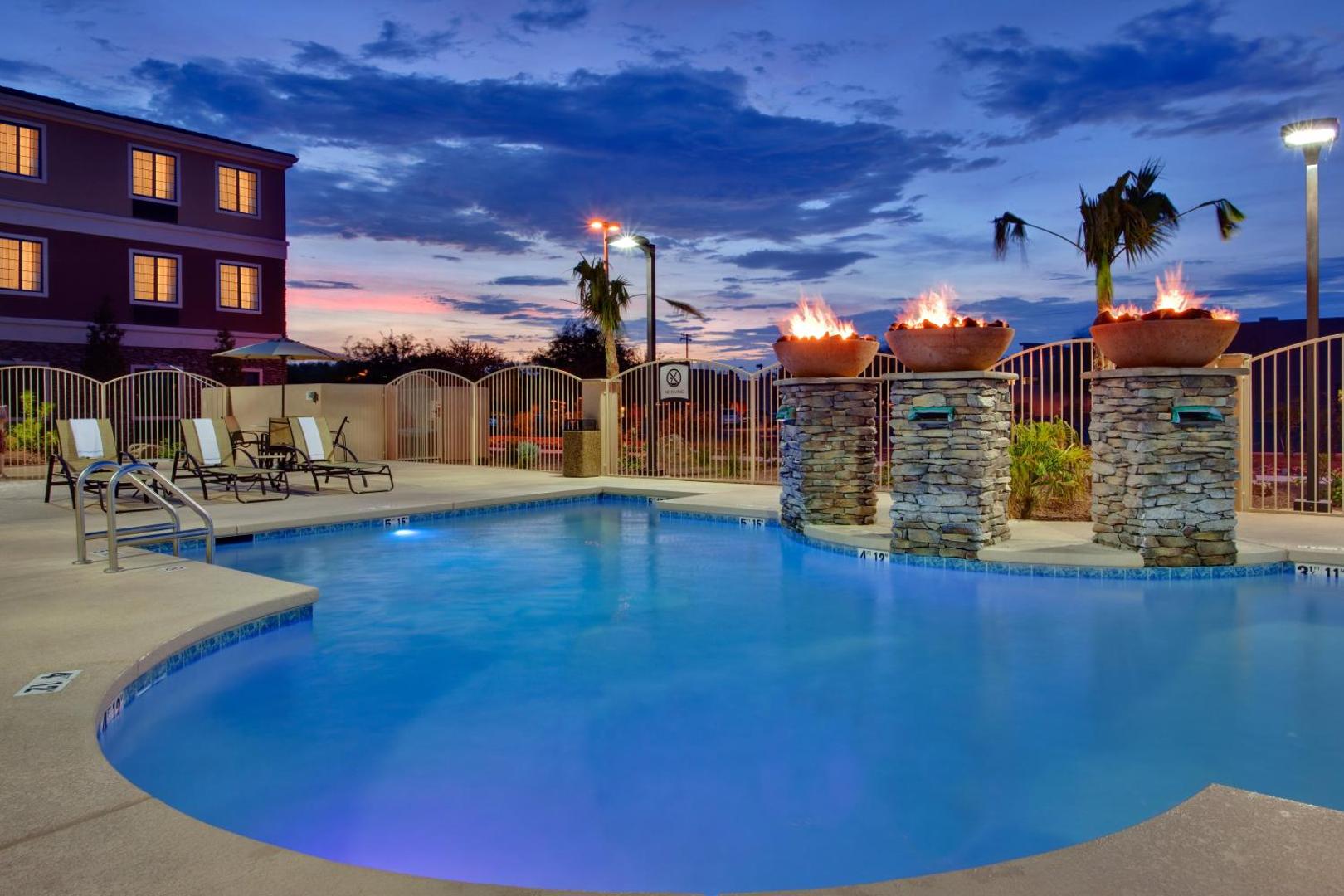 Staybridge Suites Tucson Airport