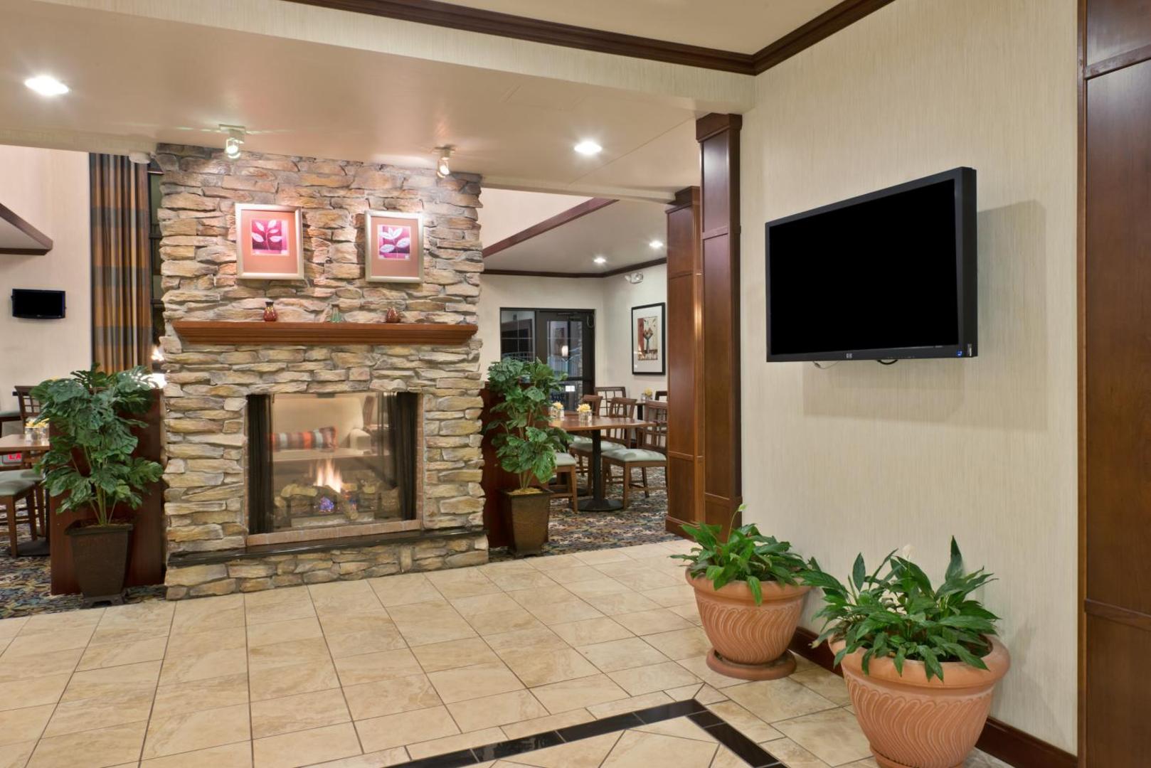 Staybridge Suites Tucson Airport