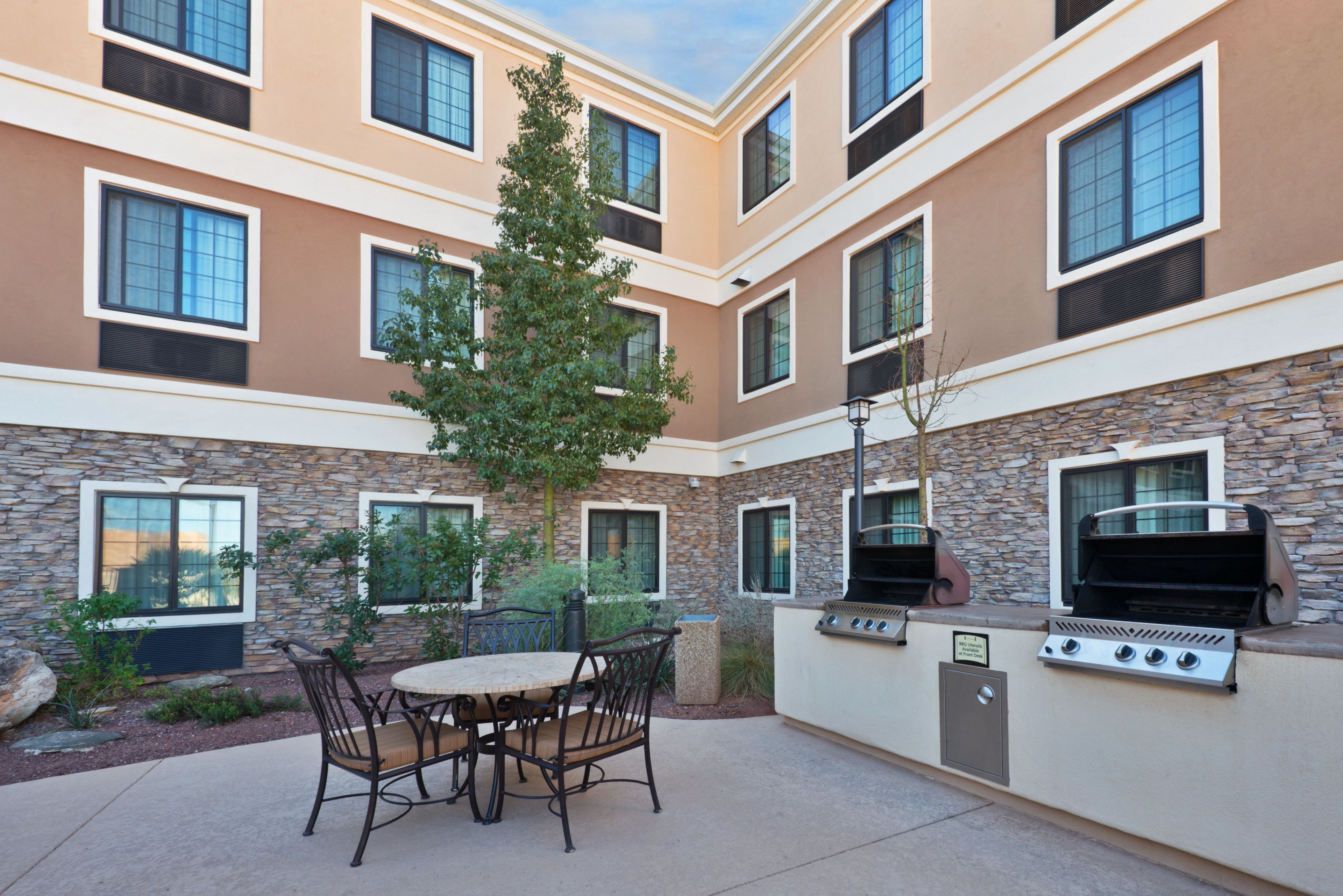 Staybridge Suites Tucson Airport