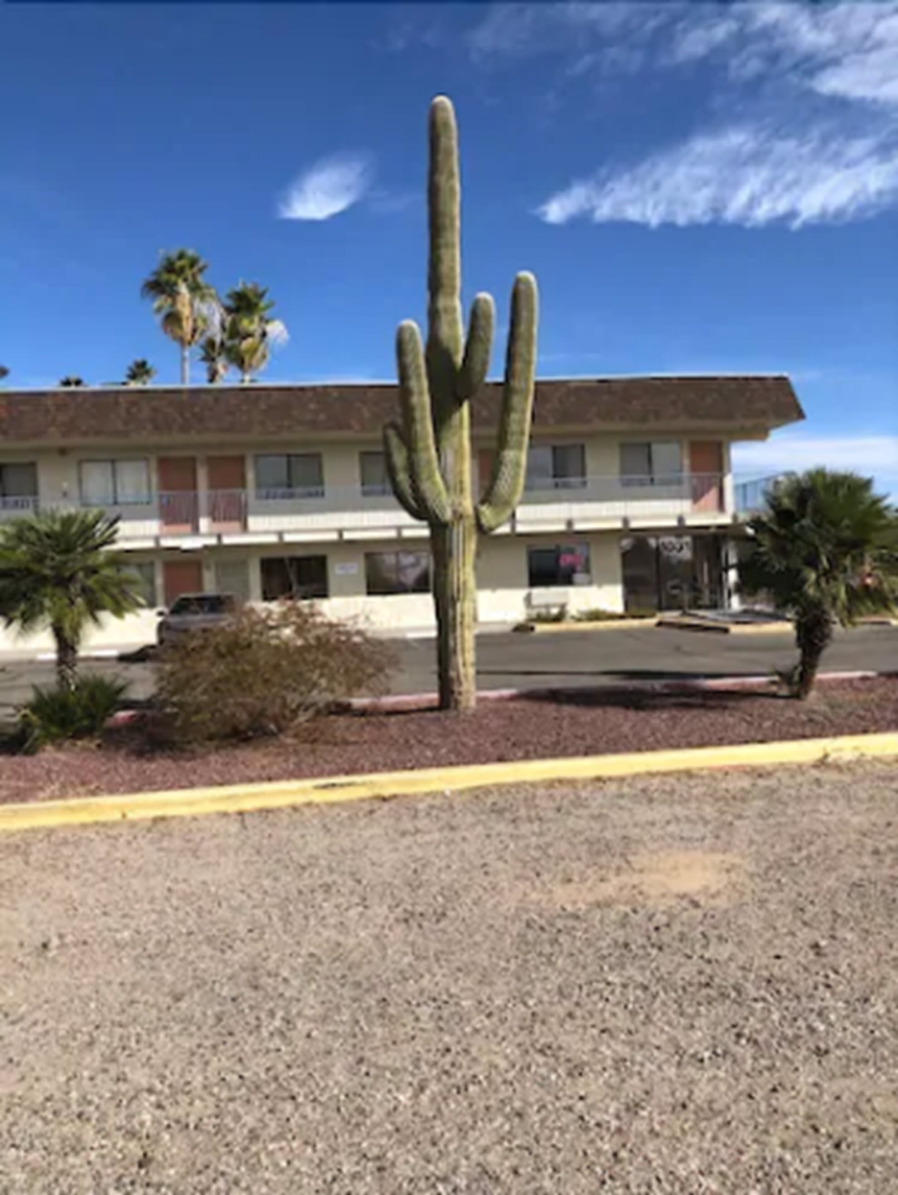 Super Inn