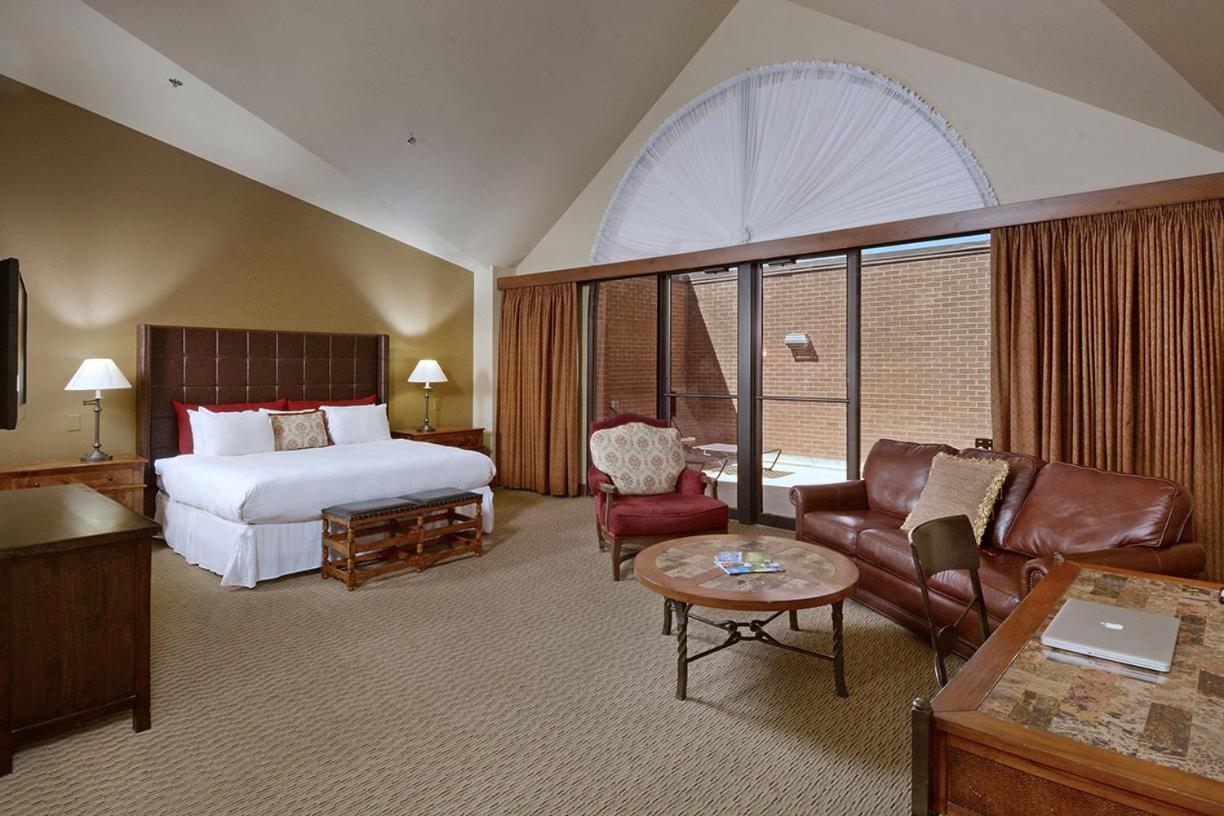 The Lodge at Ventana Canyon