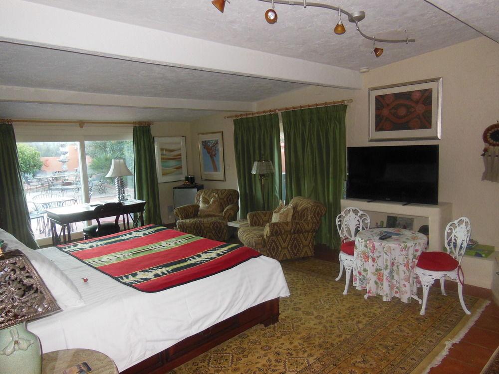 The SunCatcher Fine Country Inn