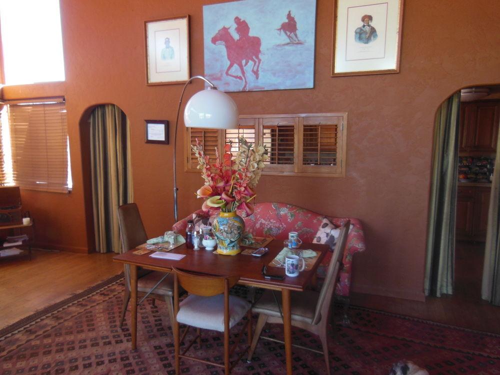 The SunCatcher Fine Country Inn