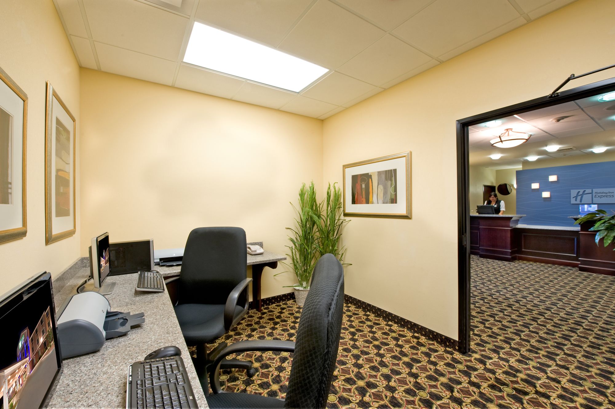 Holiday Inn Express & Suites Willcox