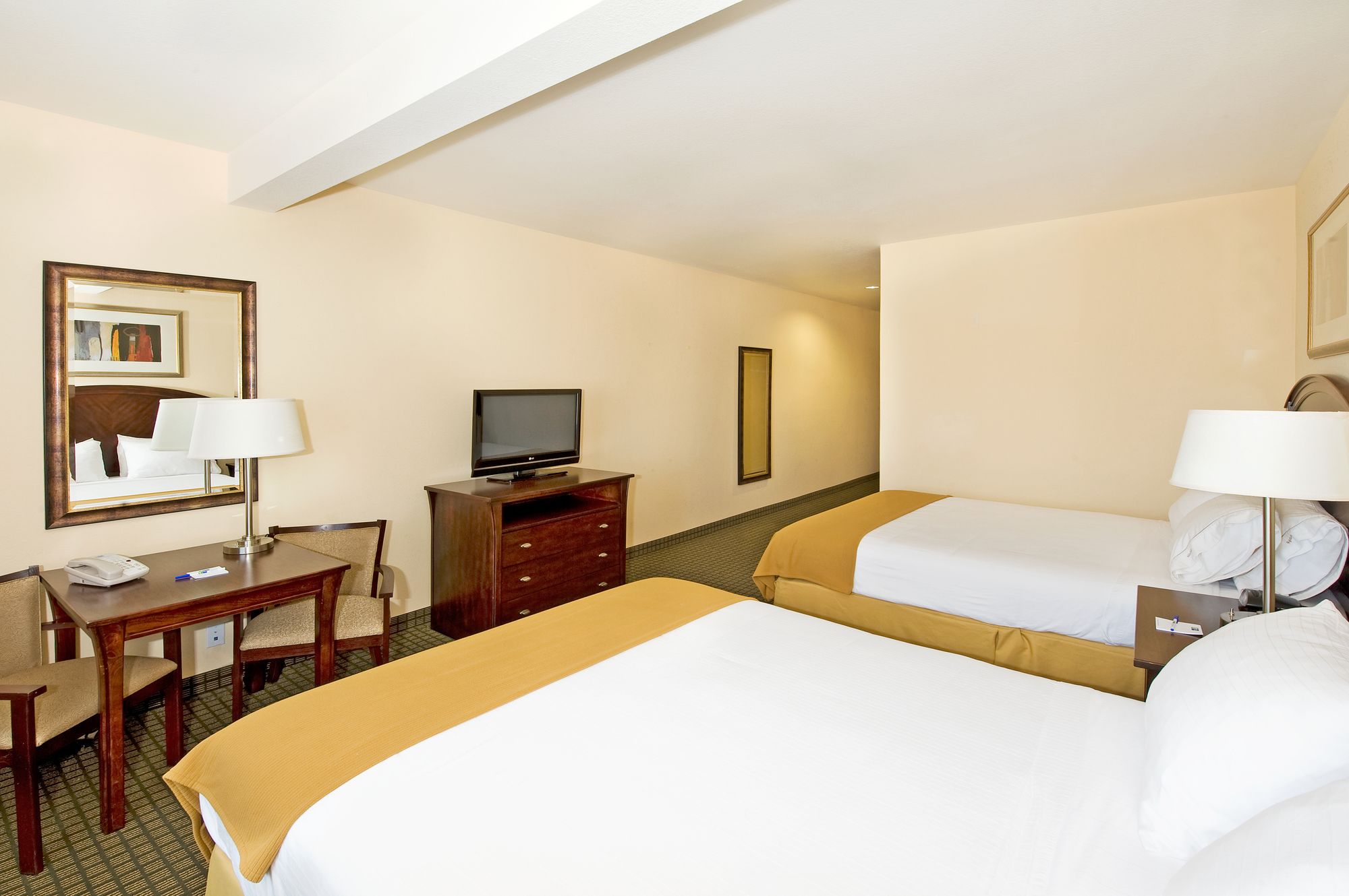 Holiday Inn Express & Suites Willcox