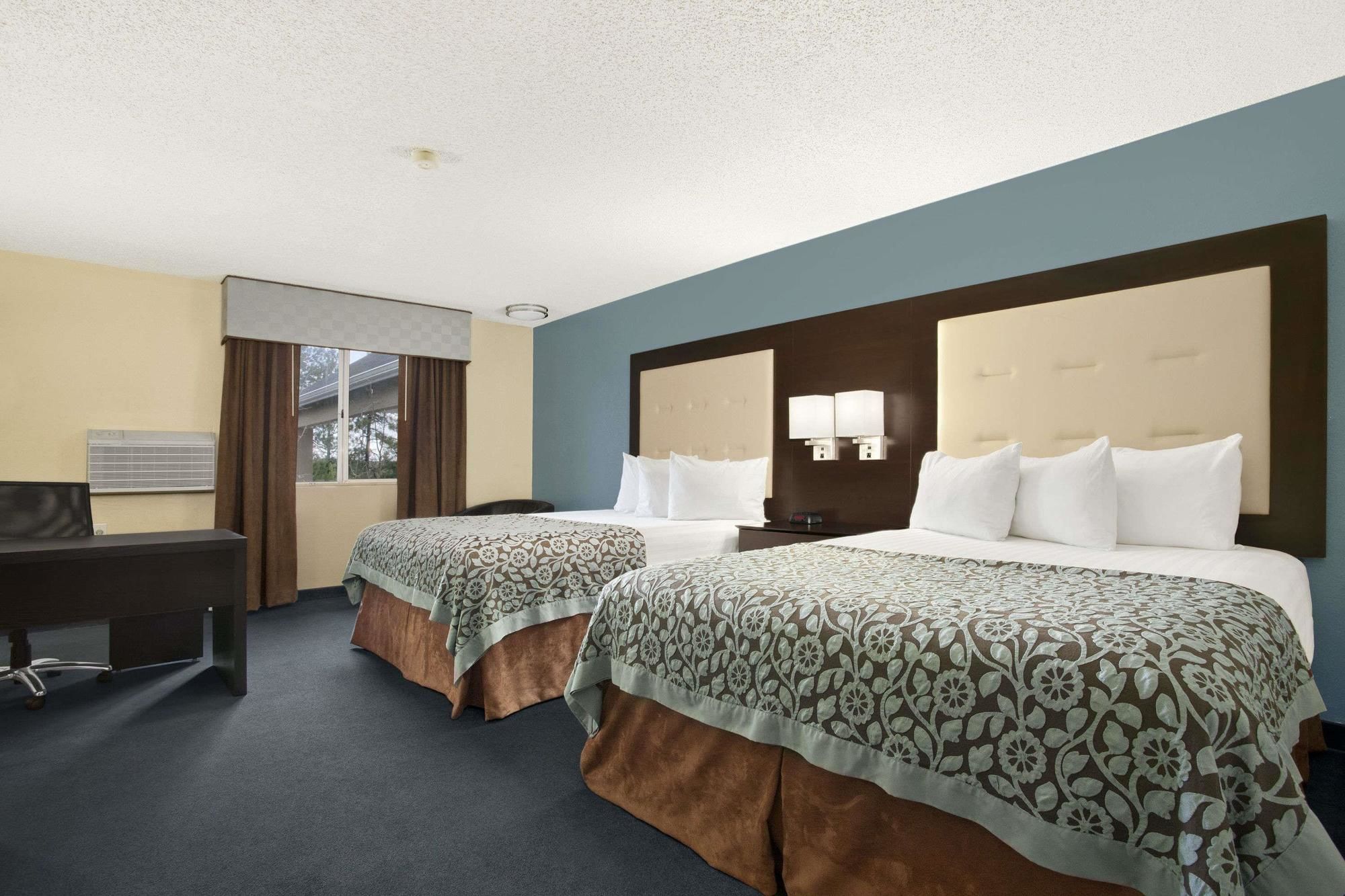 Days Inn by Wyndham Williams