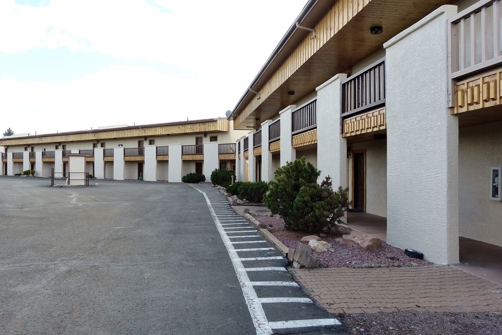 Grand Canyon Inn & Motel