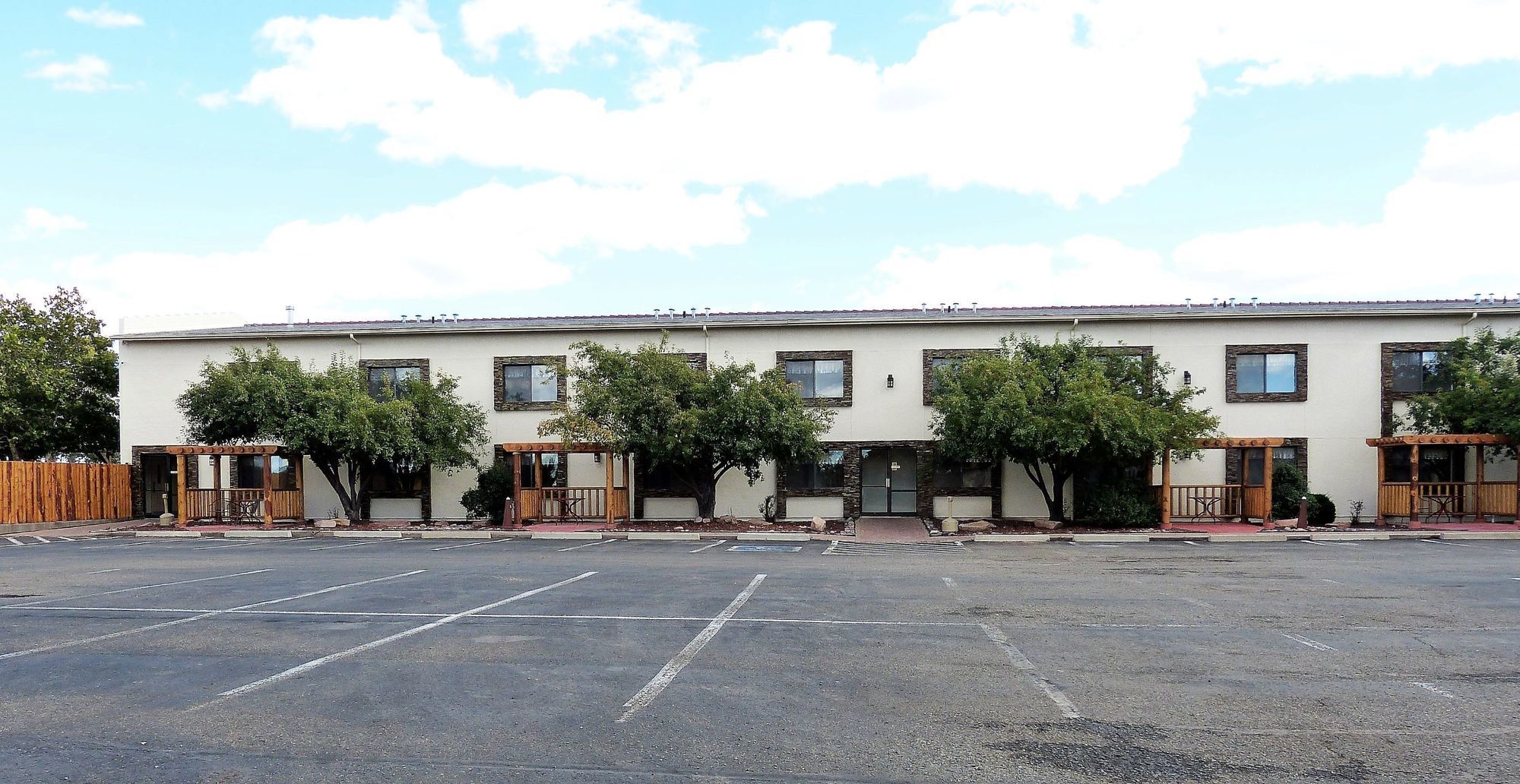 Grand Canyon Inn & Motel