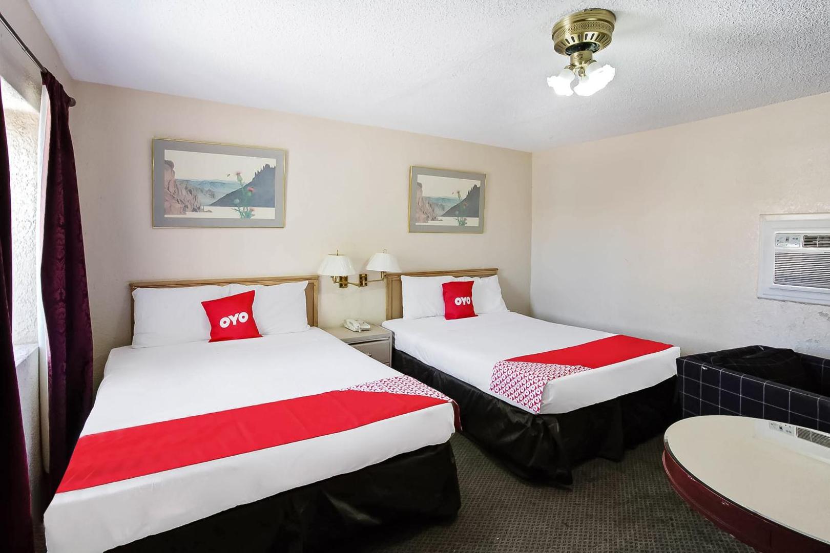 Arizona Inn & Suites by OYO Rooms