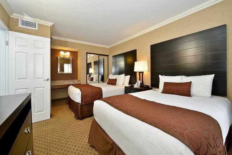 Best Western InnSuites Yuma Mall Hotel & Suites