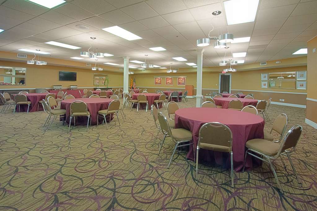 Best Western InnSuites Yuma Mall Hotel & Suites