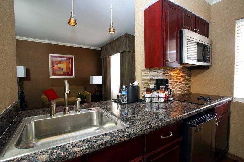 Best Western InnSuites Yuma Mall Hotel & Suites