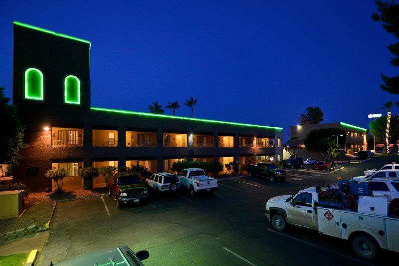 Best Western InnSuites Yuma Mall Hotel & Suites