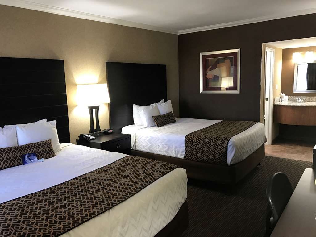 Best Western InnSuites Yuma Mall Hotel & Suites