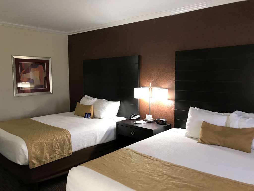 Best Western InnSuites Yuma Mall Hotel & Suites