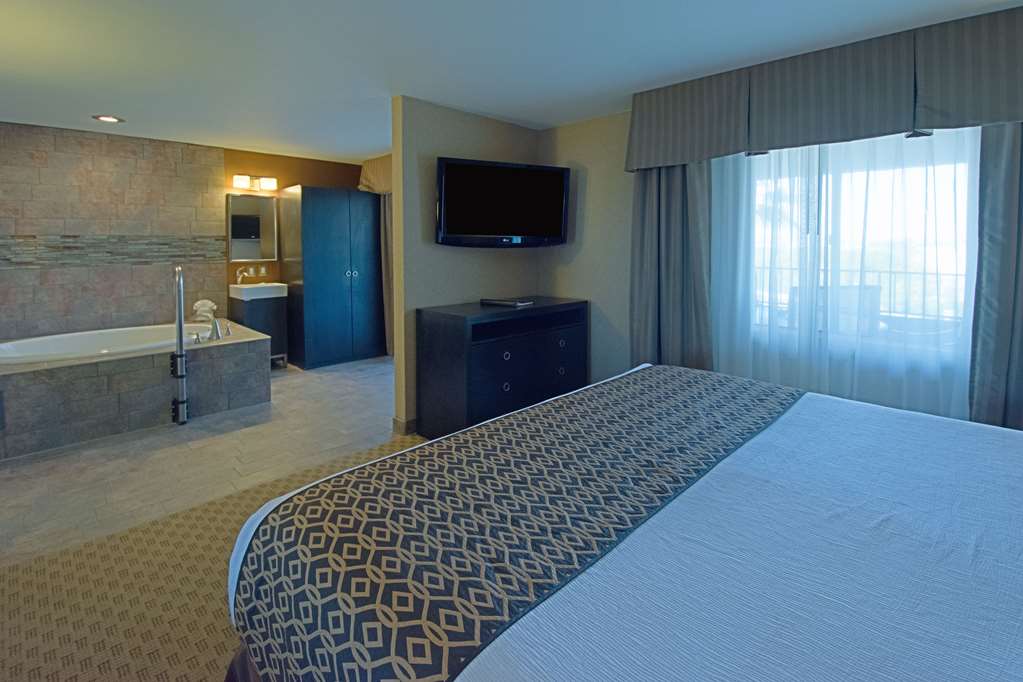 Best Western InnSuites Yuma Mall Hotel & Suites