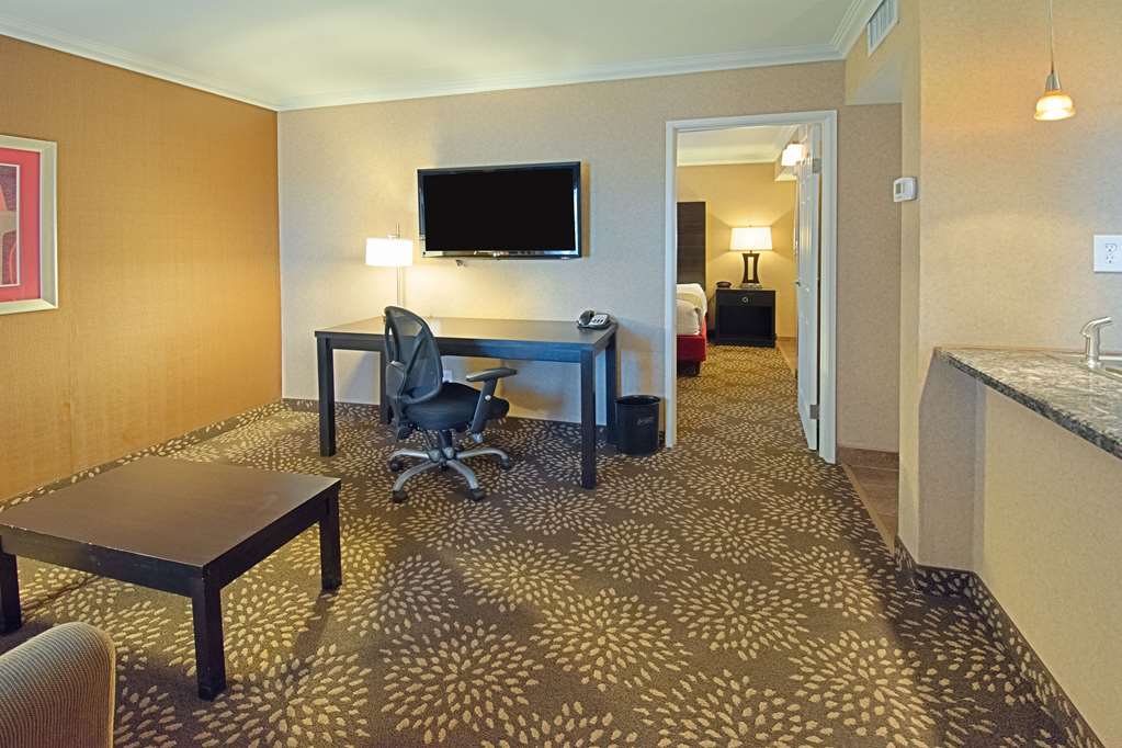 Best Western InnSuites Yuma Mall Hotel & Suites