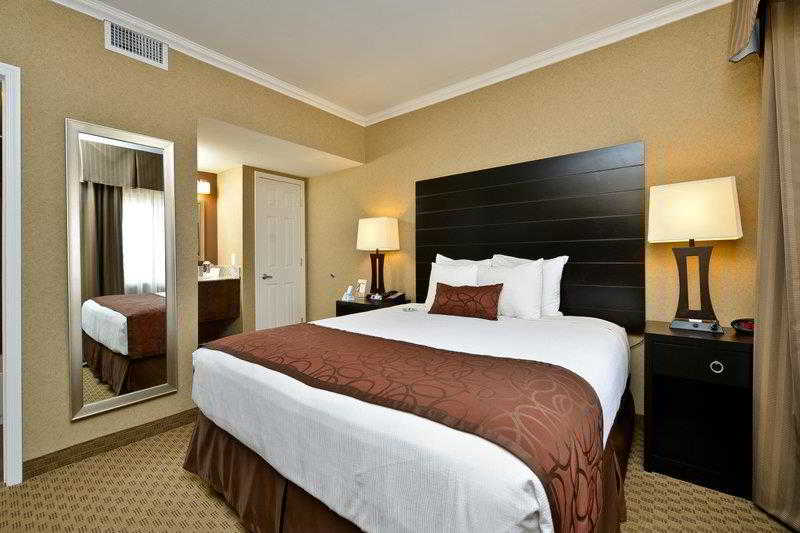 Best Western InnSuites Yuma Mall Hotel & Suites
