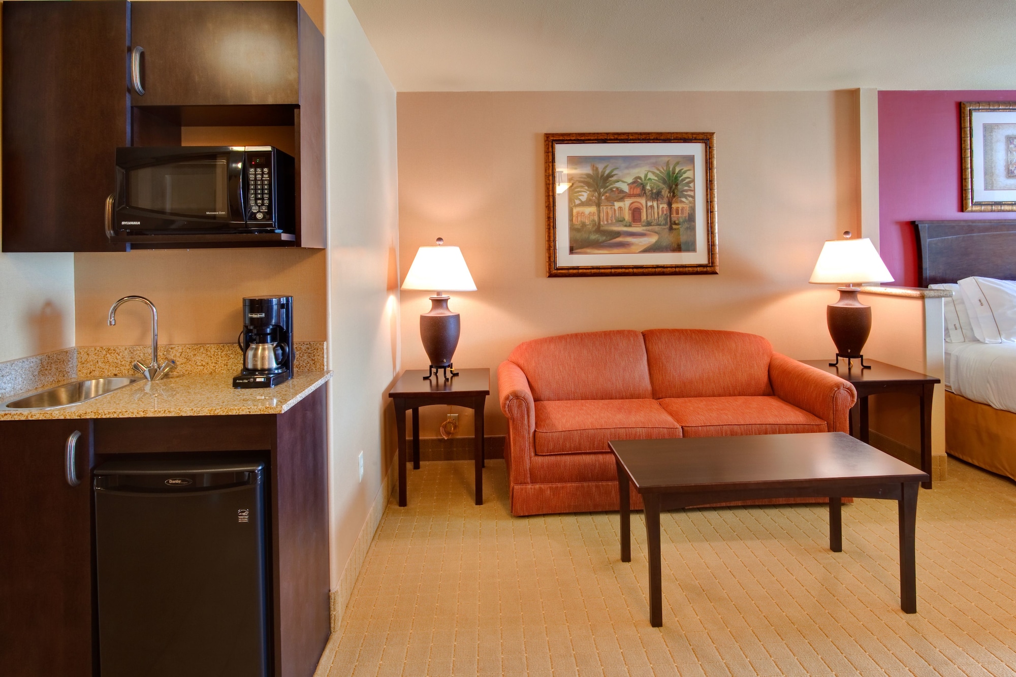 Holiday Inn Express & Suites Yuma