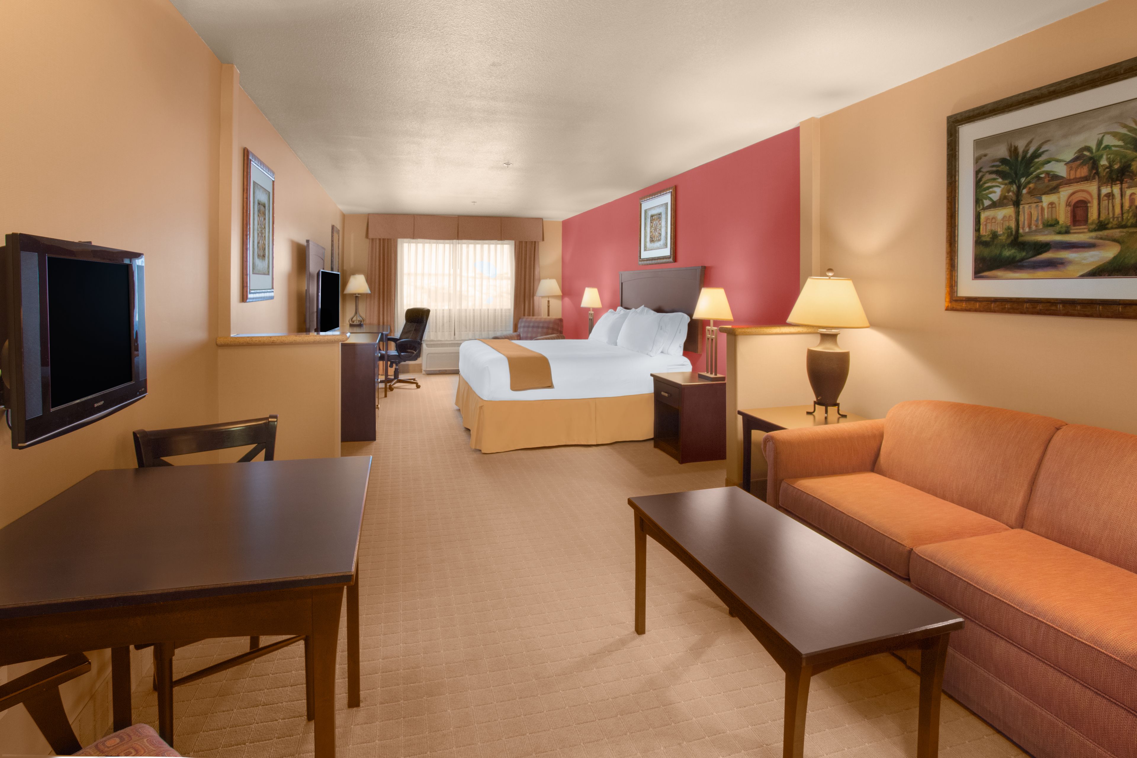 Holiday Inn Express & Suites Yuma
