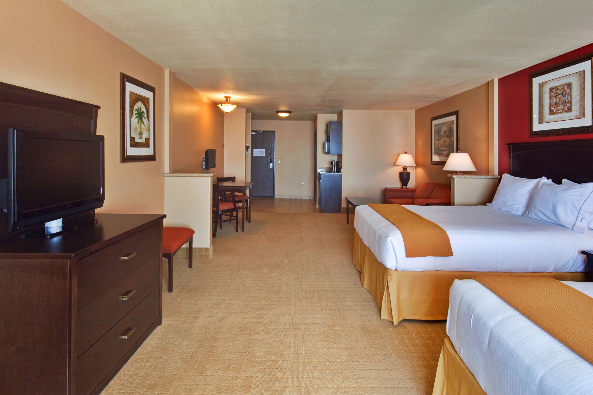 Holiday Inn Express & Suites Yuma
