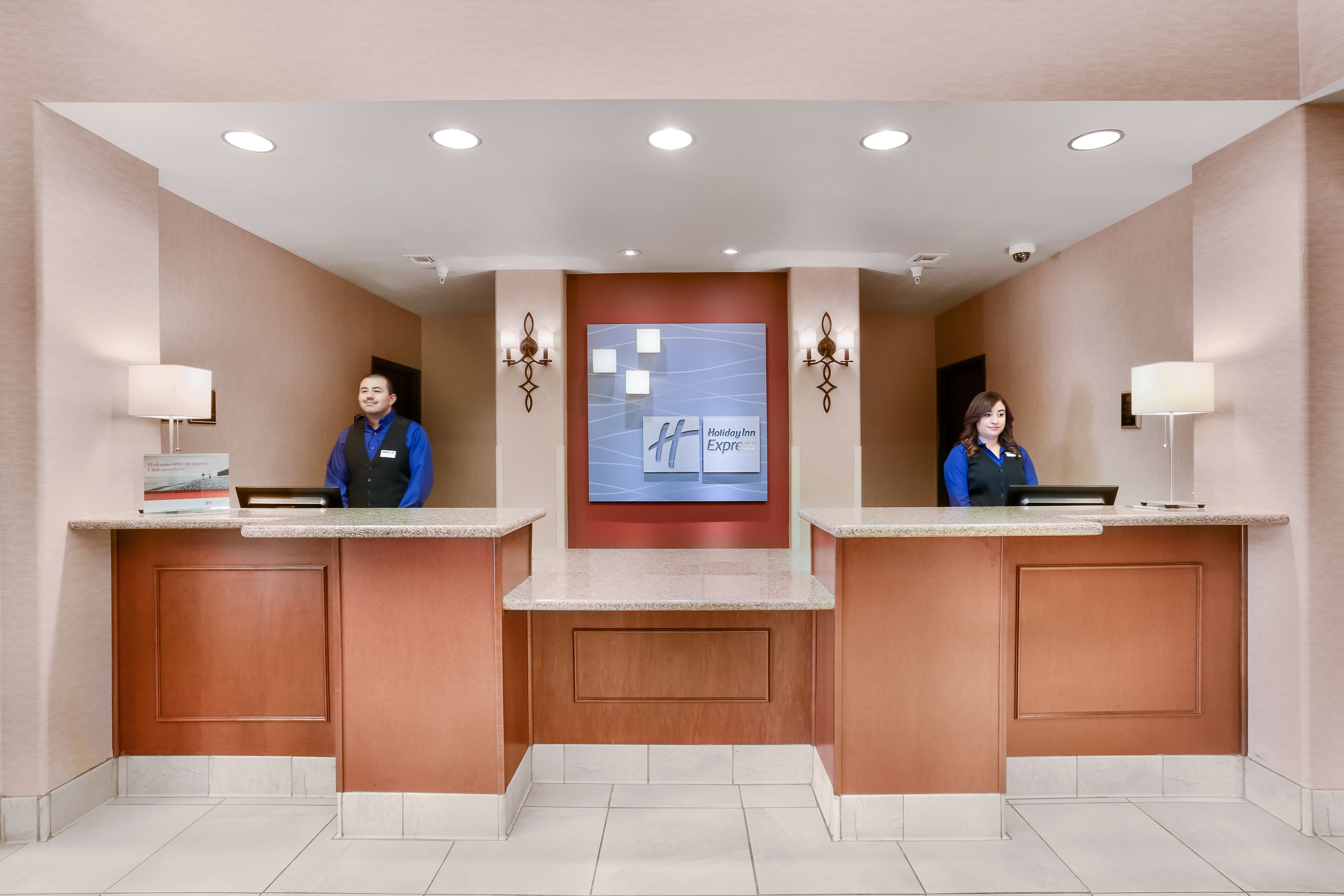 Holiday Inn Express & Suites Yuma