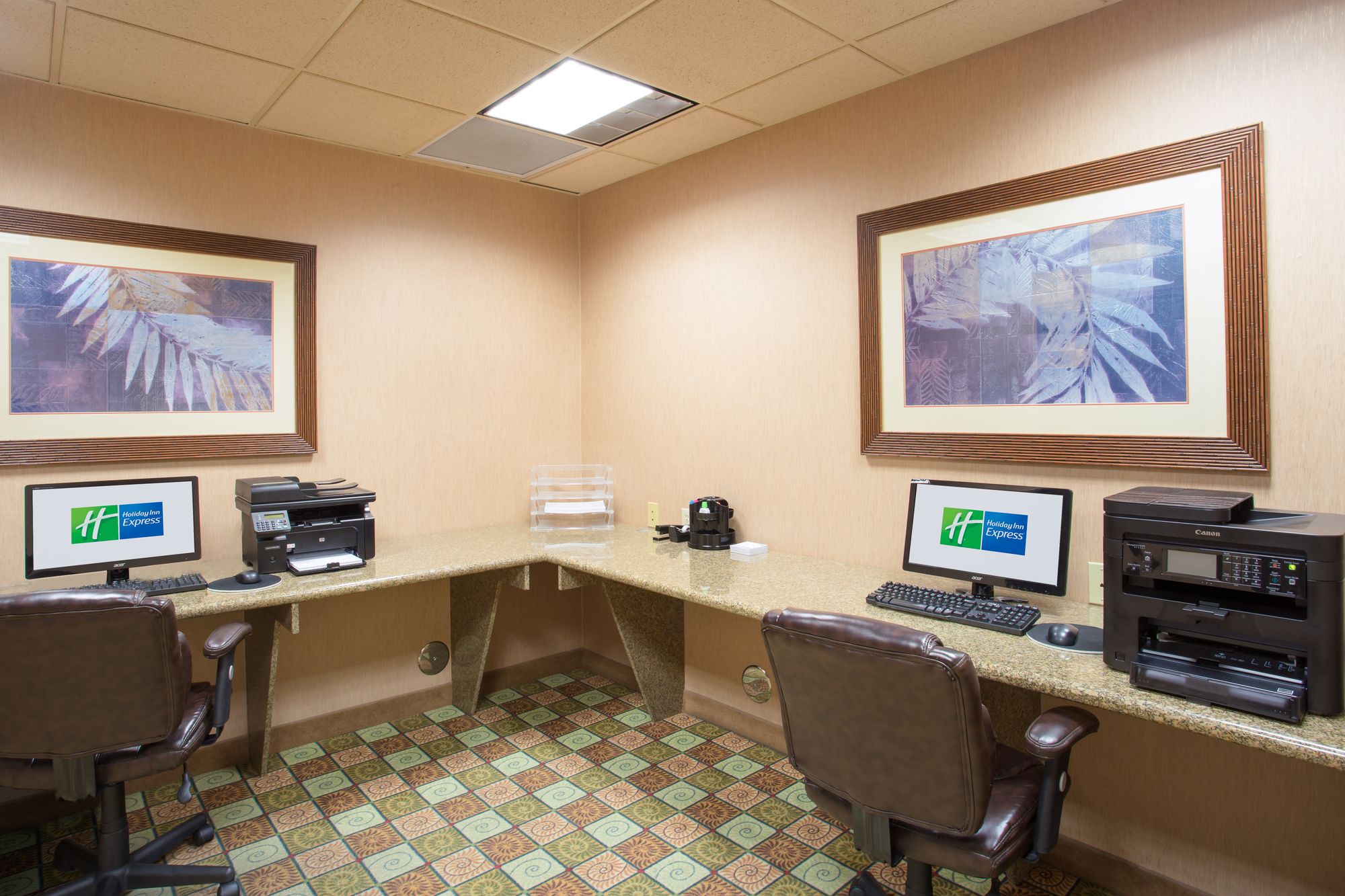 Holiday Inn Express & Suites Yuma