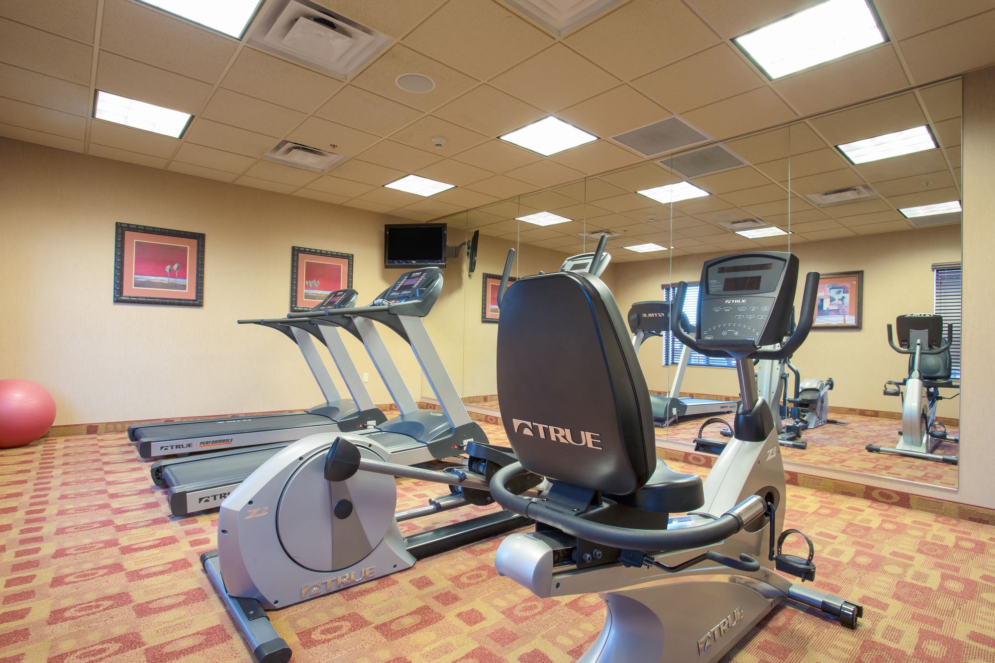 Holiday Inn Express & Suites Yuma