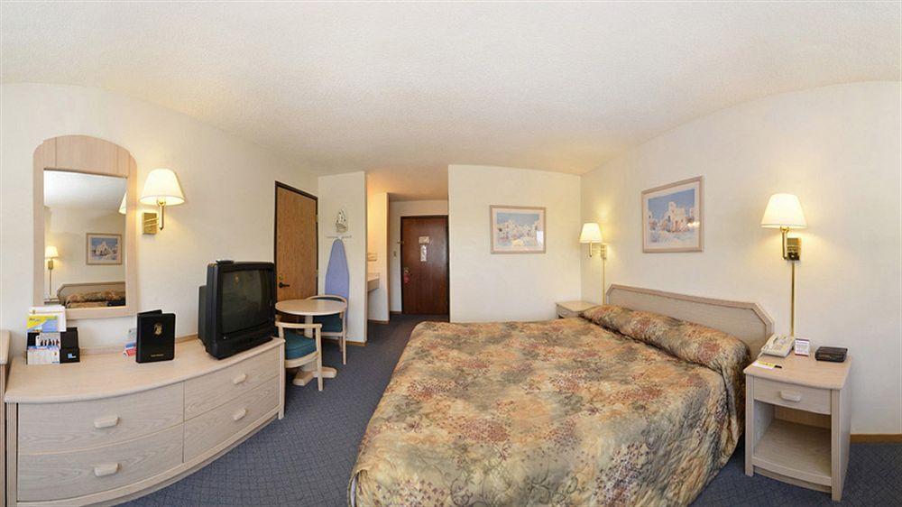 Super 8 by Wyndham Yuma