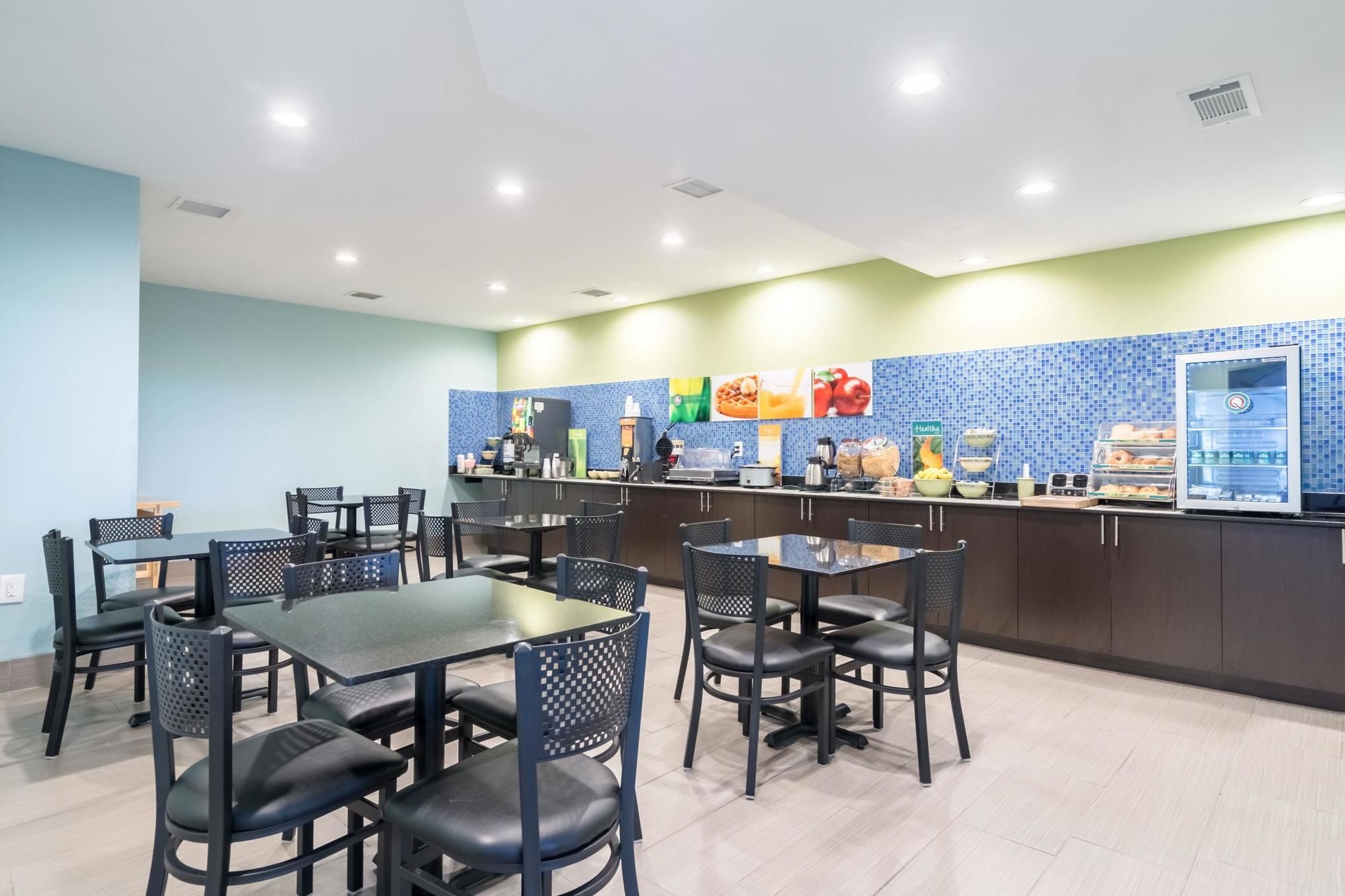 Quality Inn & Suites