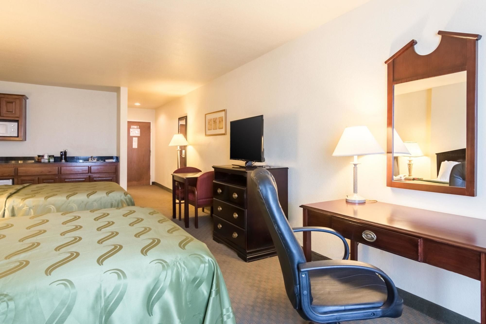Quality Inn & Suites