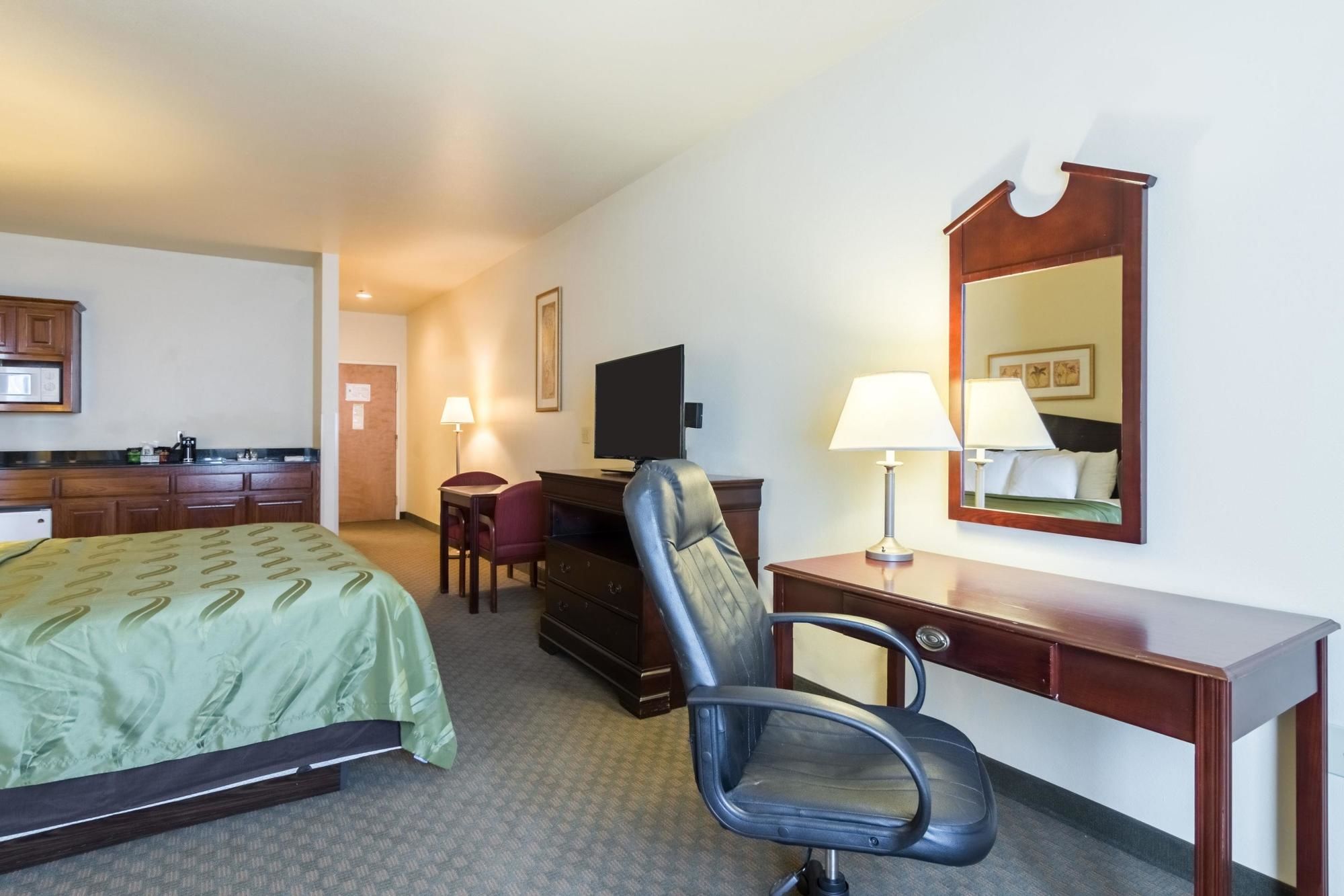 Quality Inn & Suites