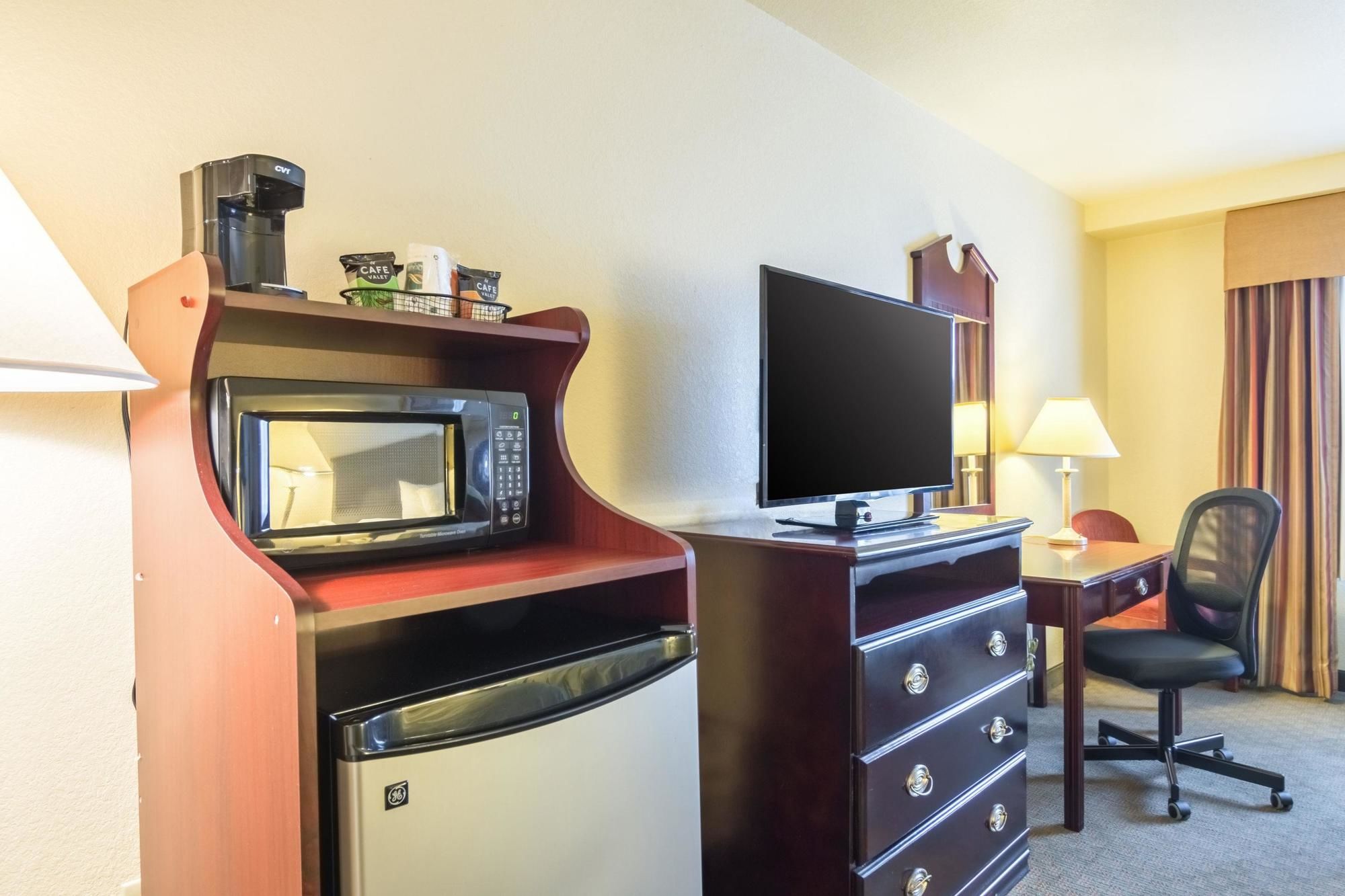 Quality Inn & Suites