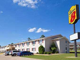 Super 8 by Wyndham Batesville