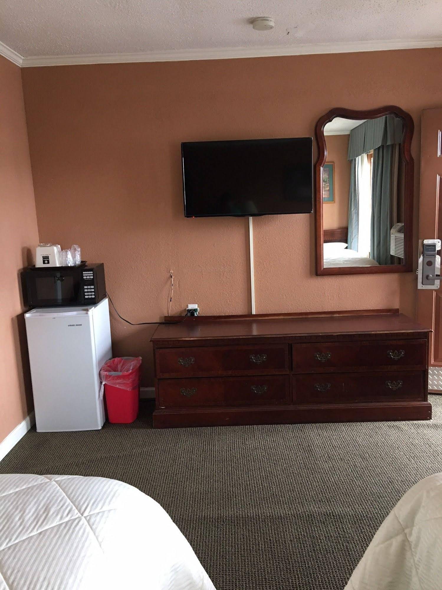 Economy Inn Beebe