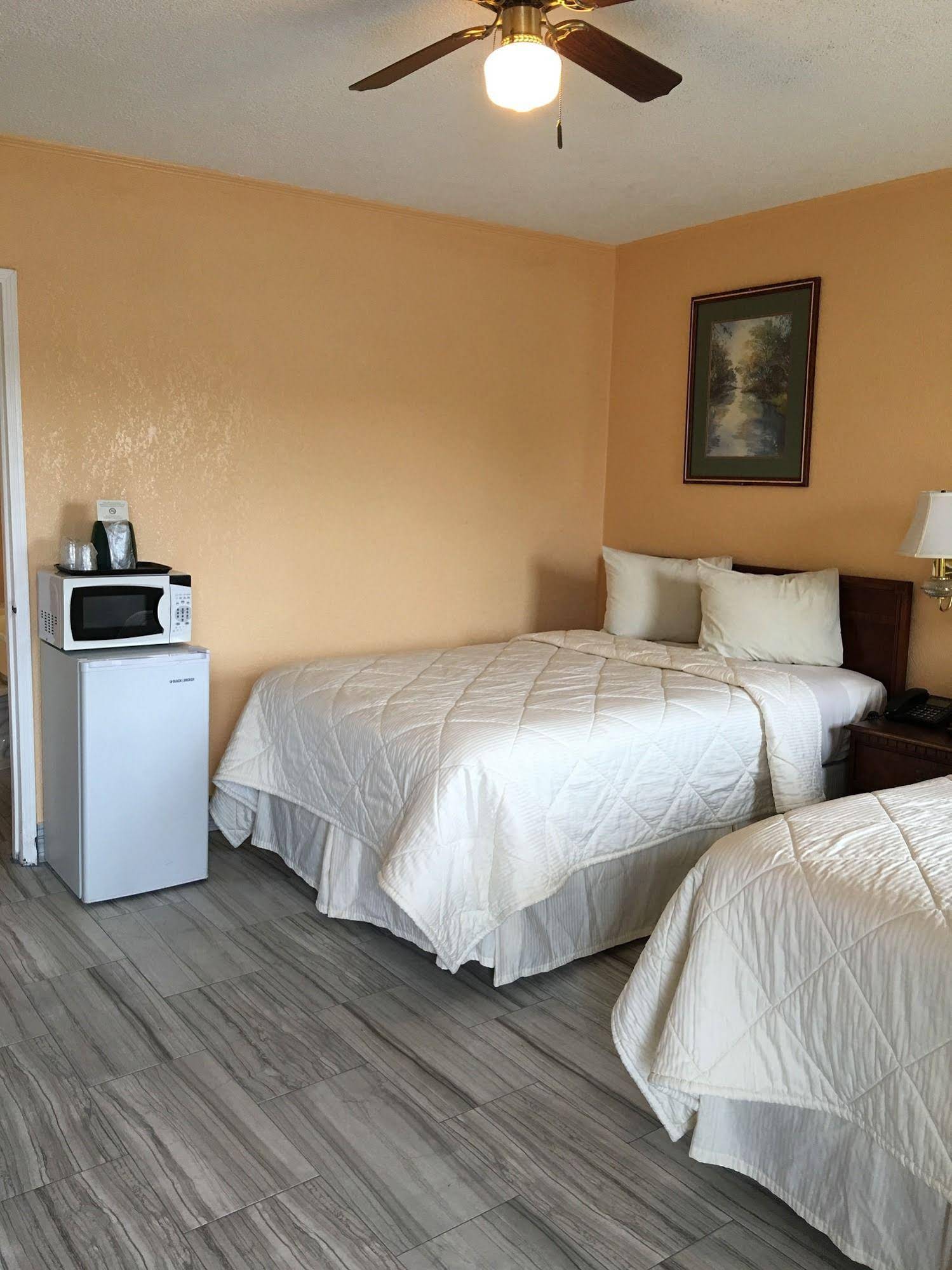 Economy Inn Beebe