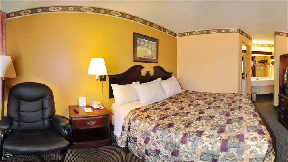 Eagle Suites Benton - I30