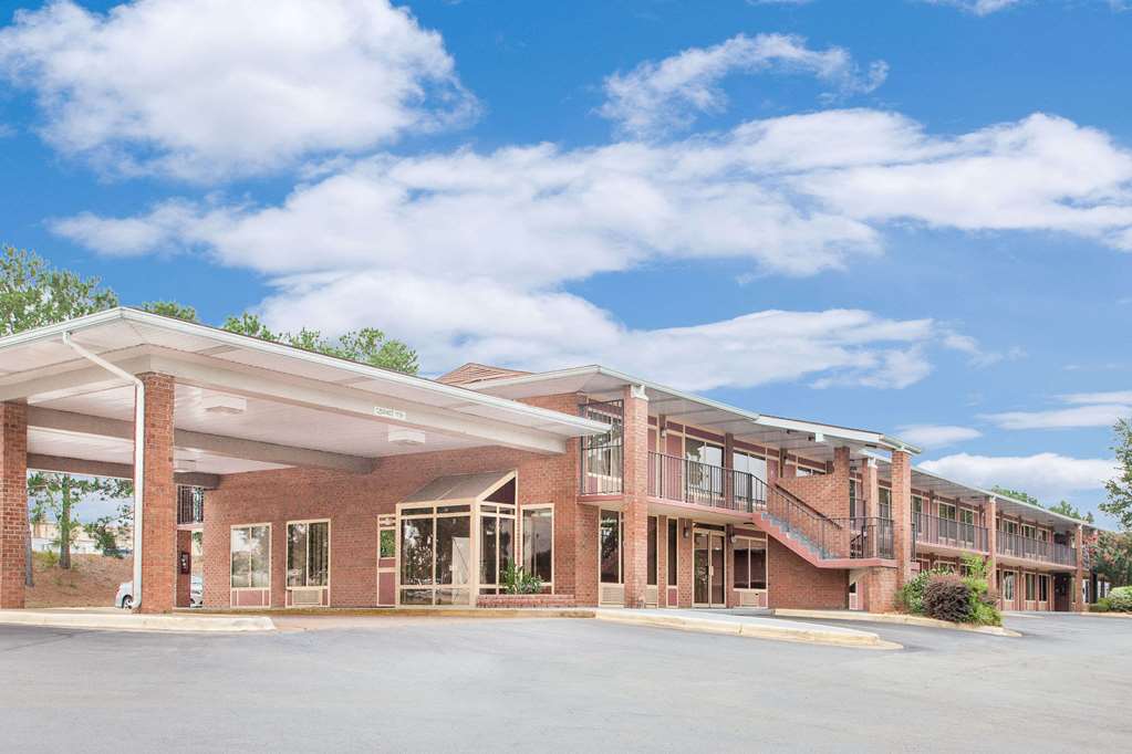 Eagle Suites Benton - I30